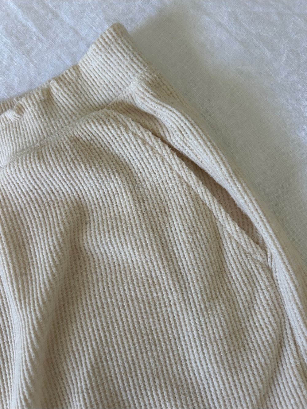 ZSupply Ribbed Button-Front Lounge Shorts - Picture 4 of 5